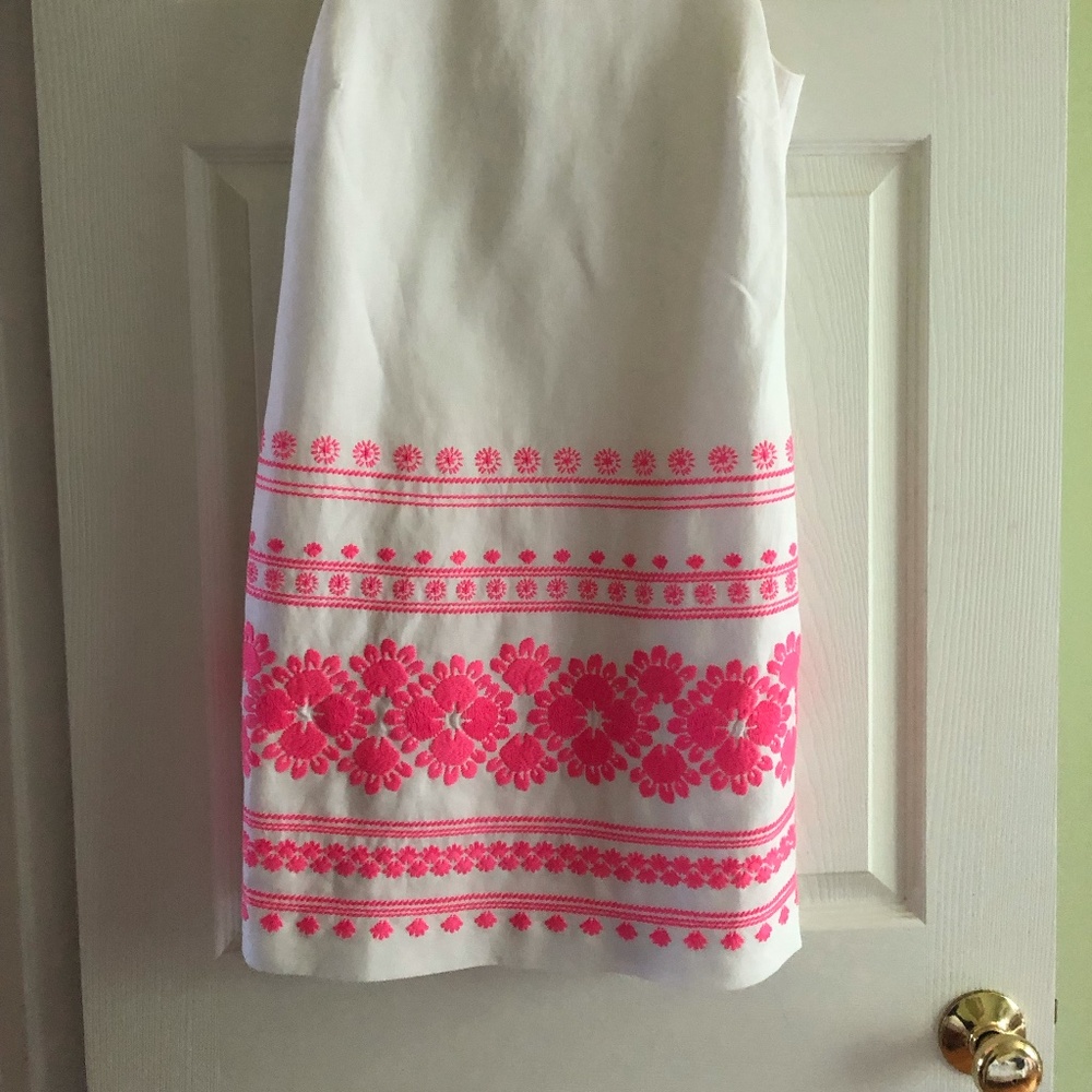 Darling Vineyard Vines dress - Picture 2 of 3